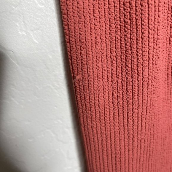 The Upside Apricot Pink Jacquard Textured Dance Midi Pant Leggings - Picture 5 of 11